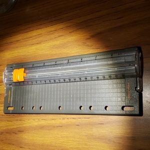 Fiskars Personal Paper Trimmer